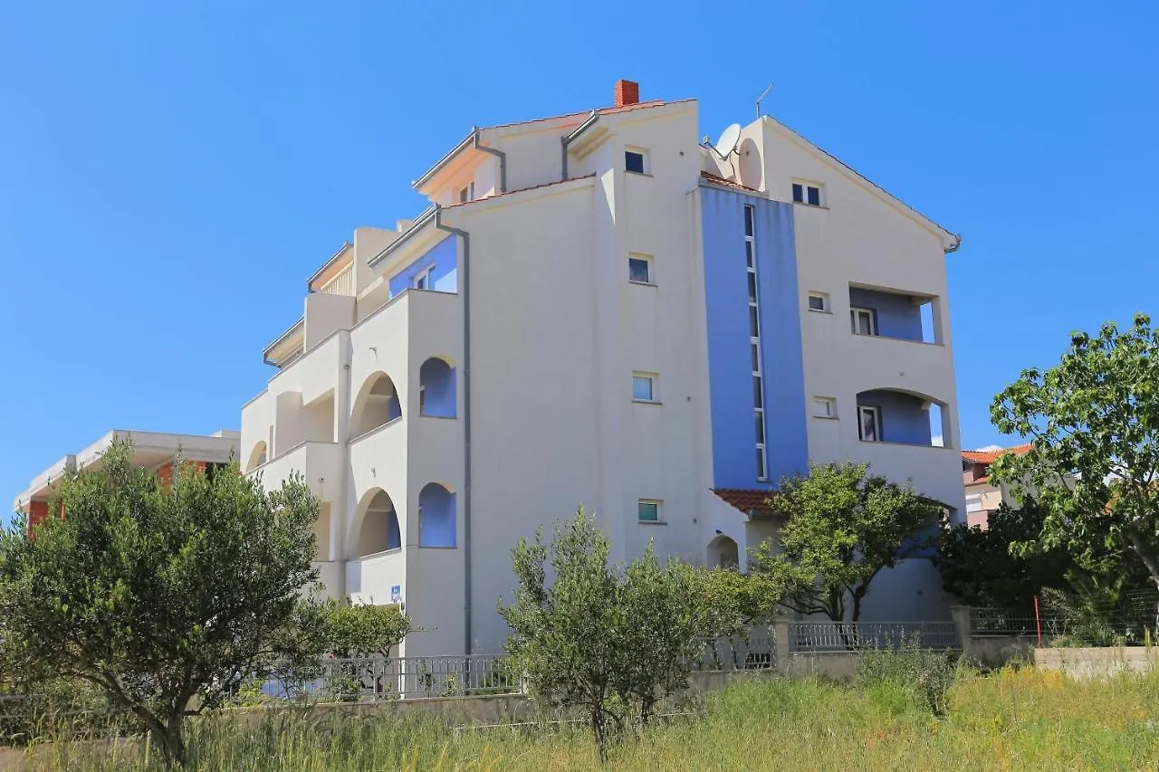 Apartments With A Parking Space Businci, Ciovo - 18800 Trogir