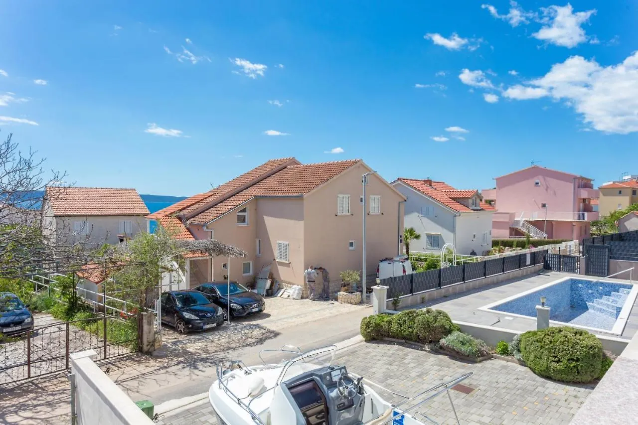 Apartments With A Parking Space Businci, Ciovo - 18800 Trogir